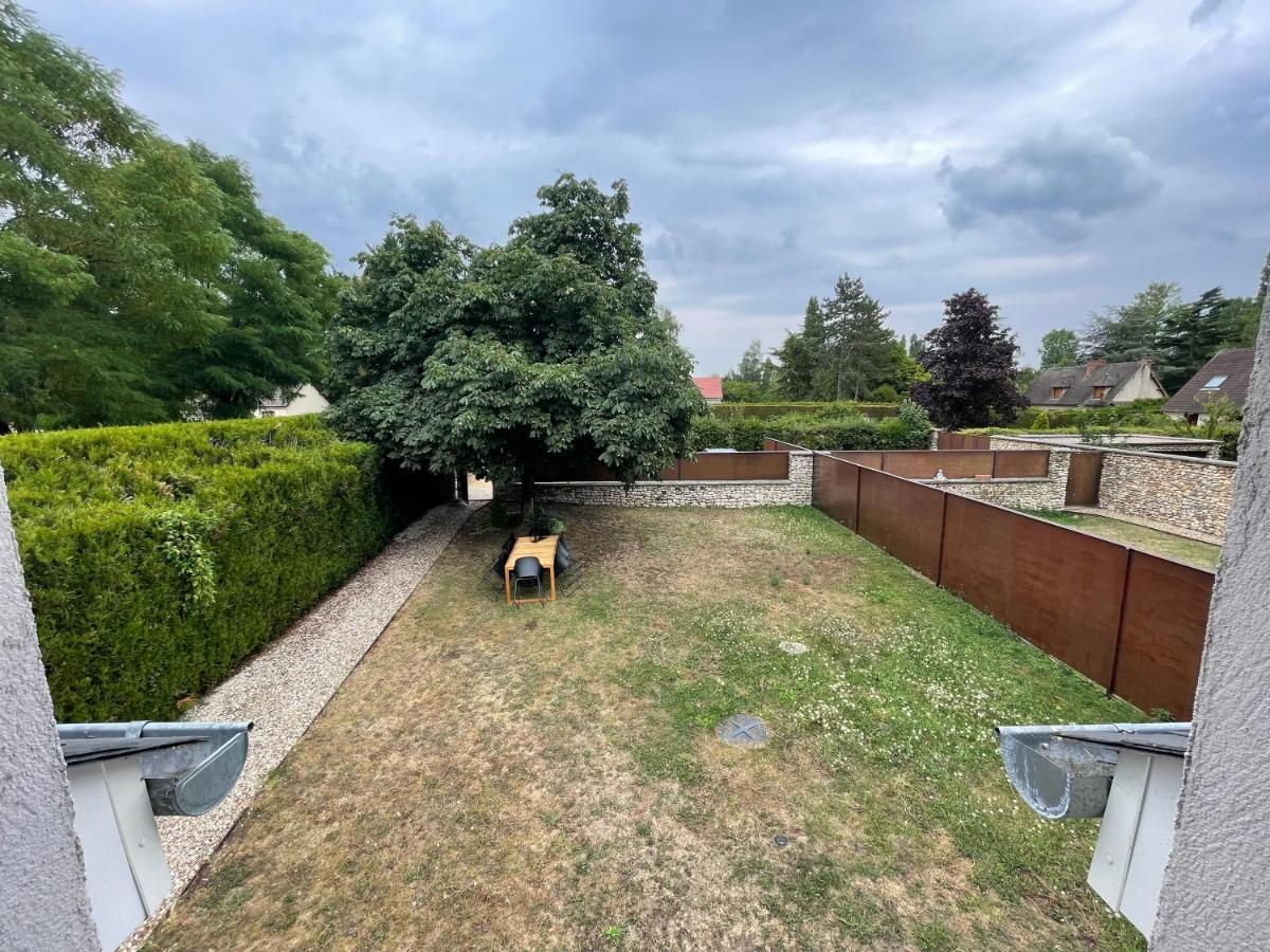 Maison De Campagne Entierement Climatisee Avec Grand Jardin Pressagny l'Orgueilleux Exterior foto